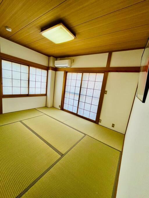 Holiday home まるごと貸切別荘　全部屋海を眺める炭火bbq 温水プール付き　白良浜車3分、千畳敷、三段壁徒歩圏 Shirahama